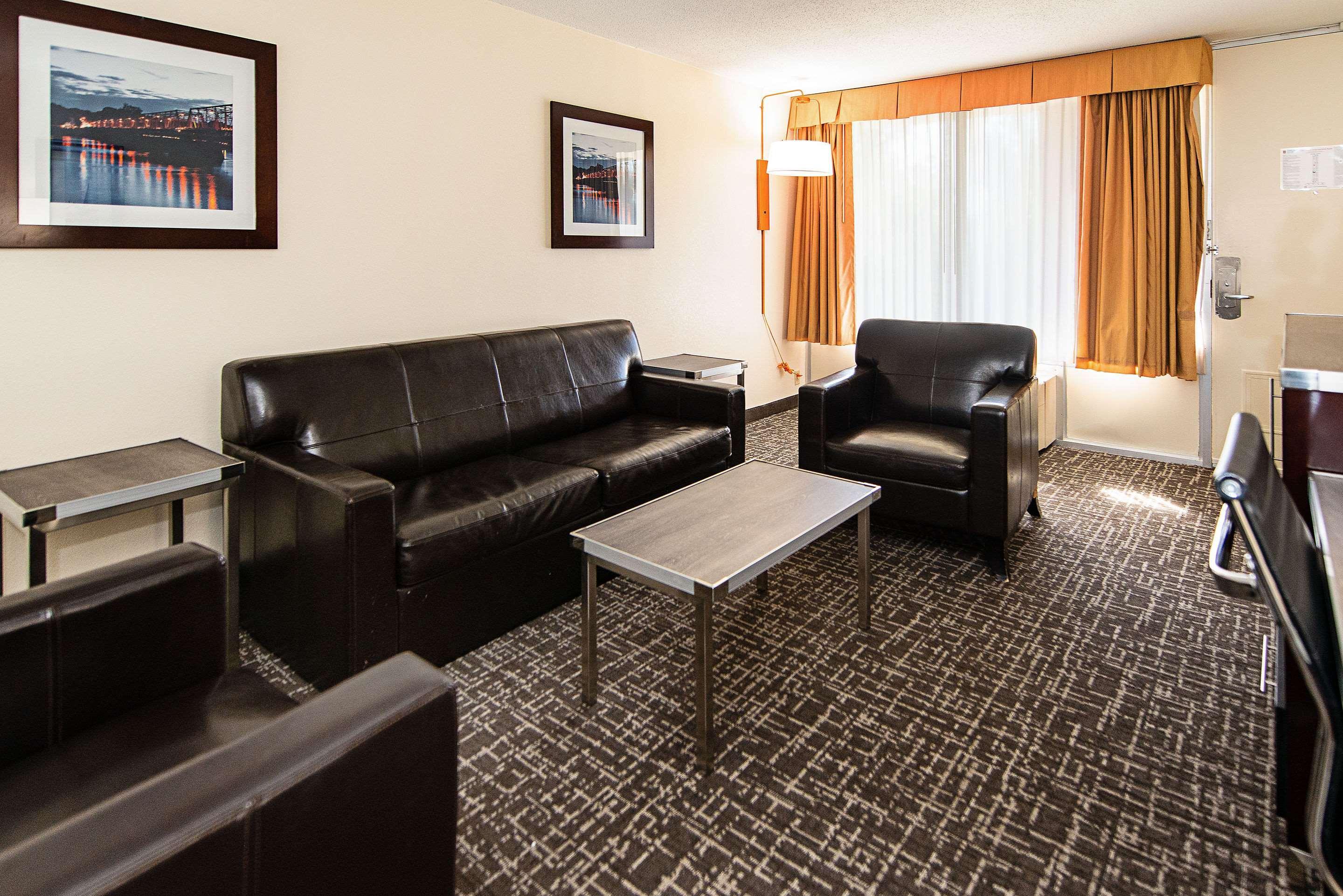 New Hope Inn & Suites Екстериор снимка